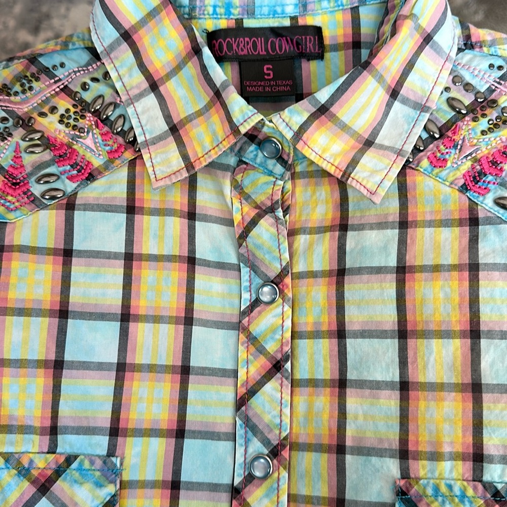 Rock & Roll Cowgirl plaid western shirt size Small